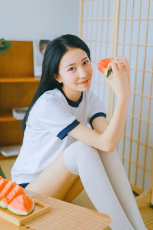 大叔大妈帅小伙